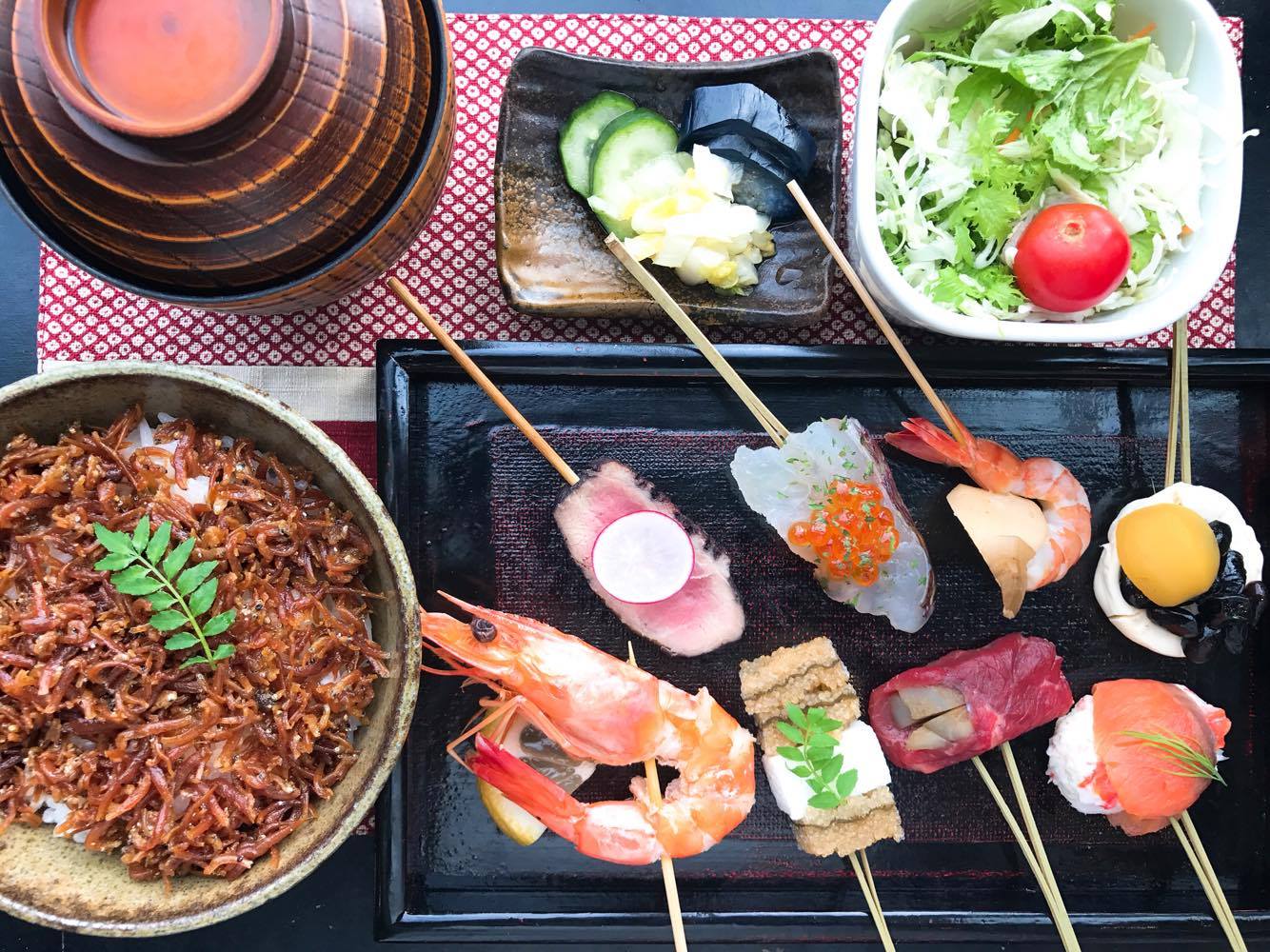 これぞ 孤独のグルメ 高級串カツ専門店でおせち料理を そのまま串カツにした おせち串カツフルコース を発売 おひとり様専用 銀座 大阪2店舗で1月2日より開始 Prでっせ これぞ 孤独のグルメ 高級串カツ専門店でおせち料理を そのまま串カツにした おせち串カツフルコース を発売 おひとり様専用 銀座 大阪2店舗で1月2日より開始 Prでっせ