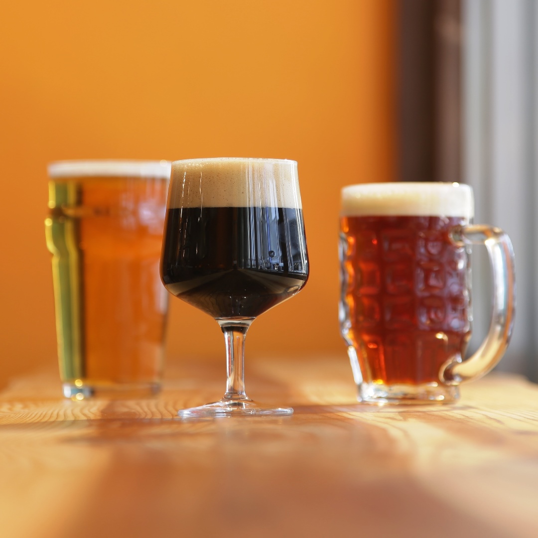 白・黒・琥珀の３種類のオリジナルクラフトビール