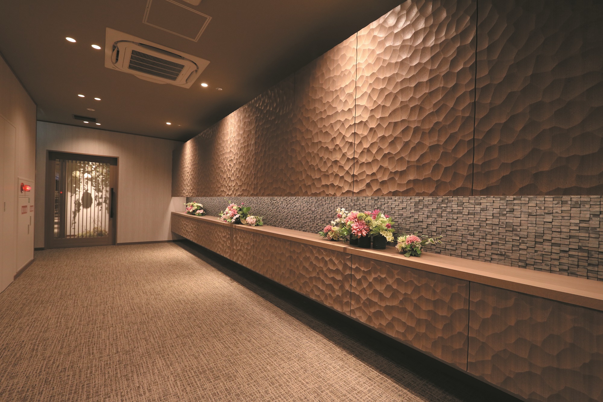 日本中のカプセルホテルを良いとこどり 大阪の外壁リフォーム会社が自社ビルをコンバージョンした カプセルホテルを18年2 3 土 開業 Prでっせ