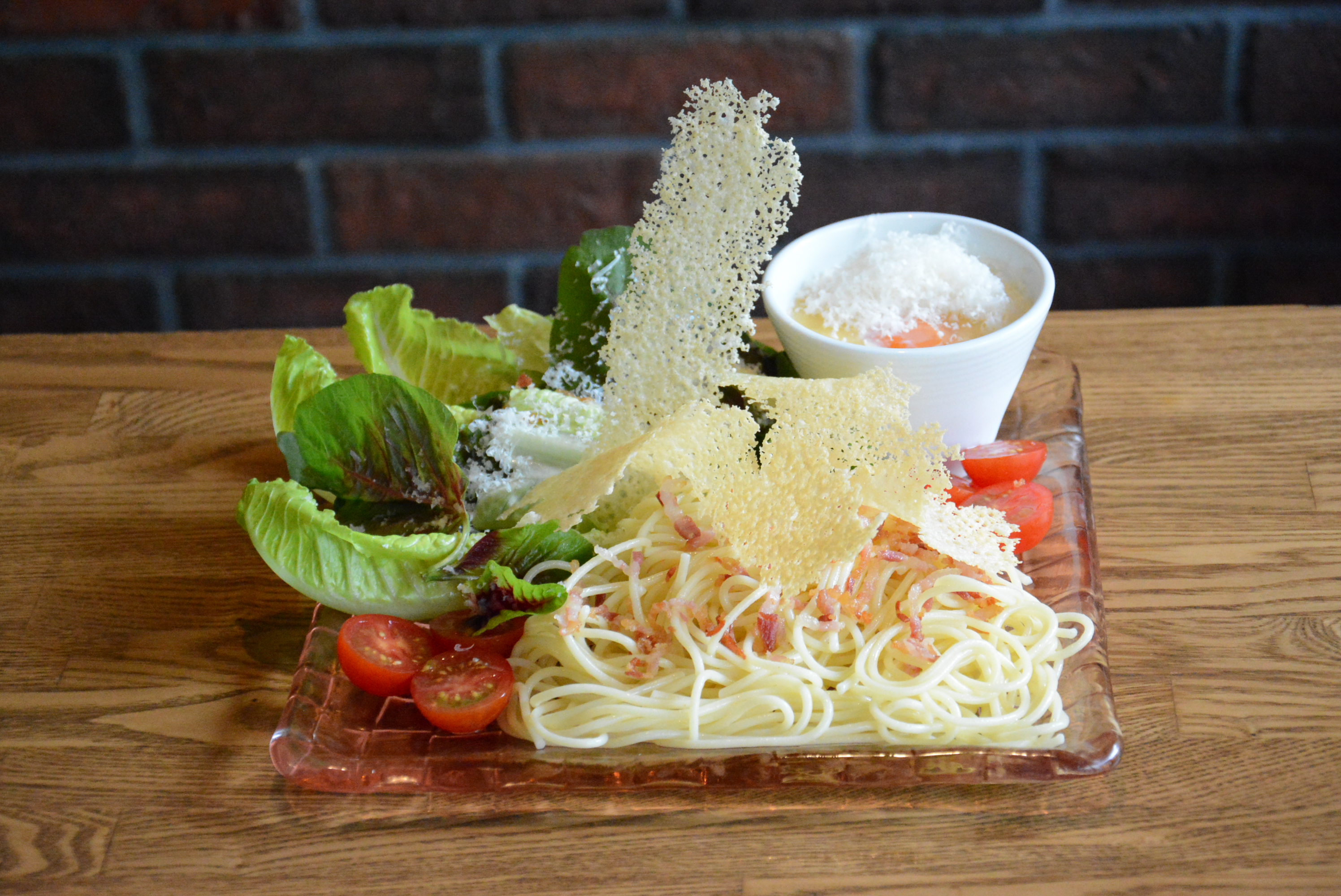 夏の新メニュー「冷麺フォンデュ」