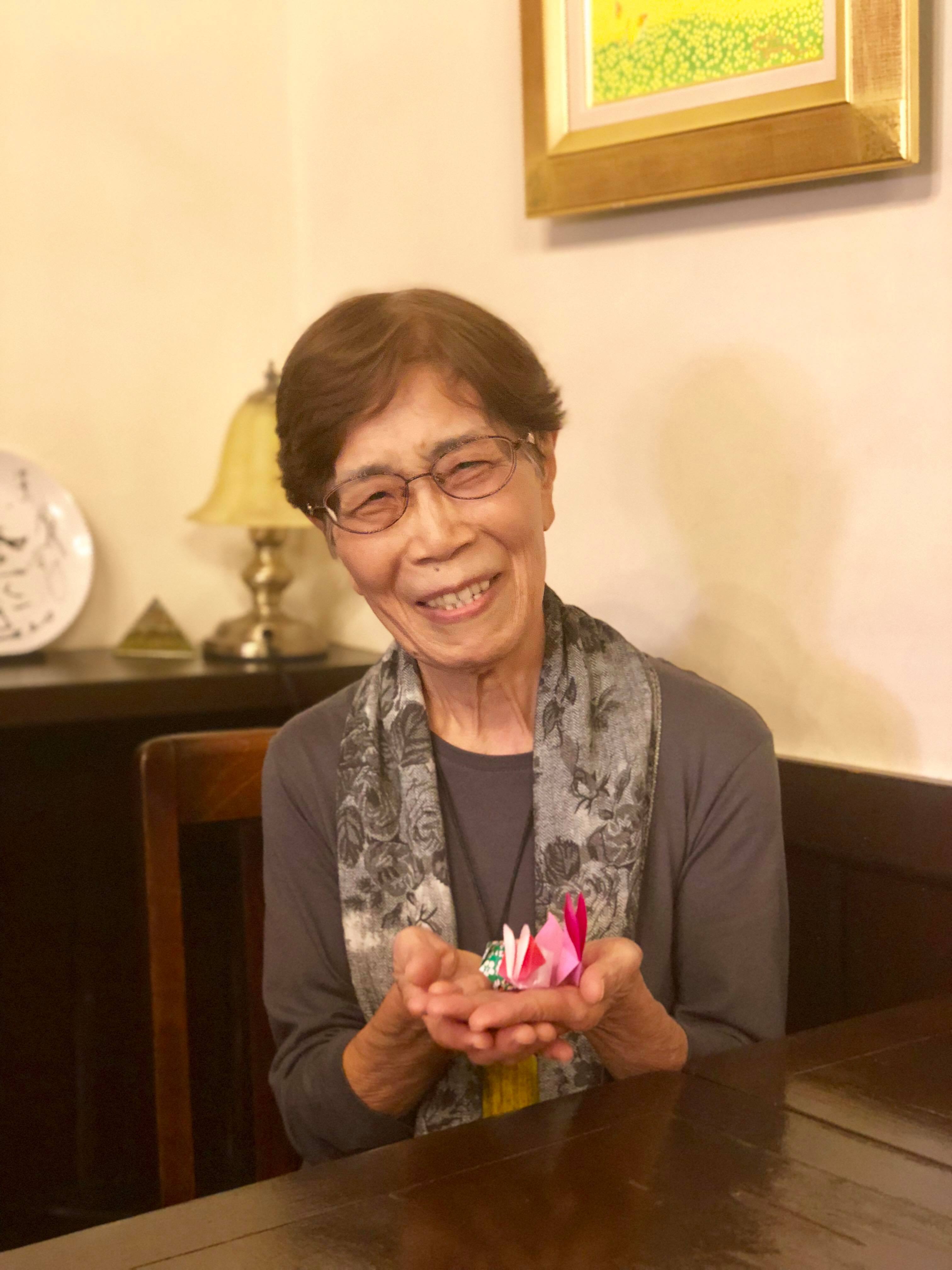 76歳プリン職人の“お母さん”大石さん