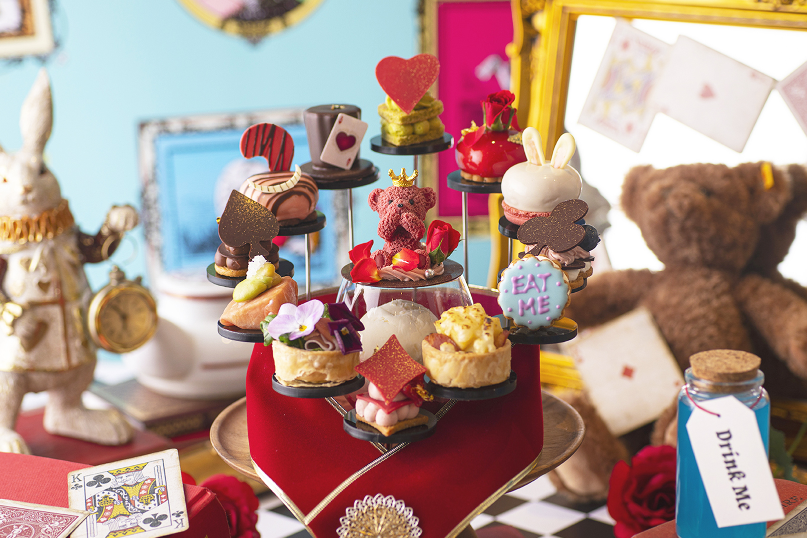 ❤︎展示品❤︎ 不思議の国のアリスA くま アロマストーン