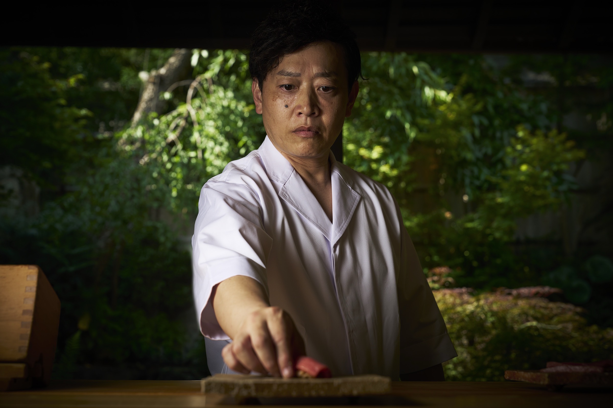 『火を極めた男が、今、鮮に挑む』