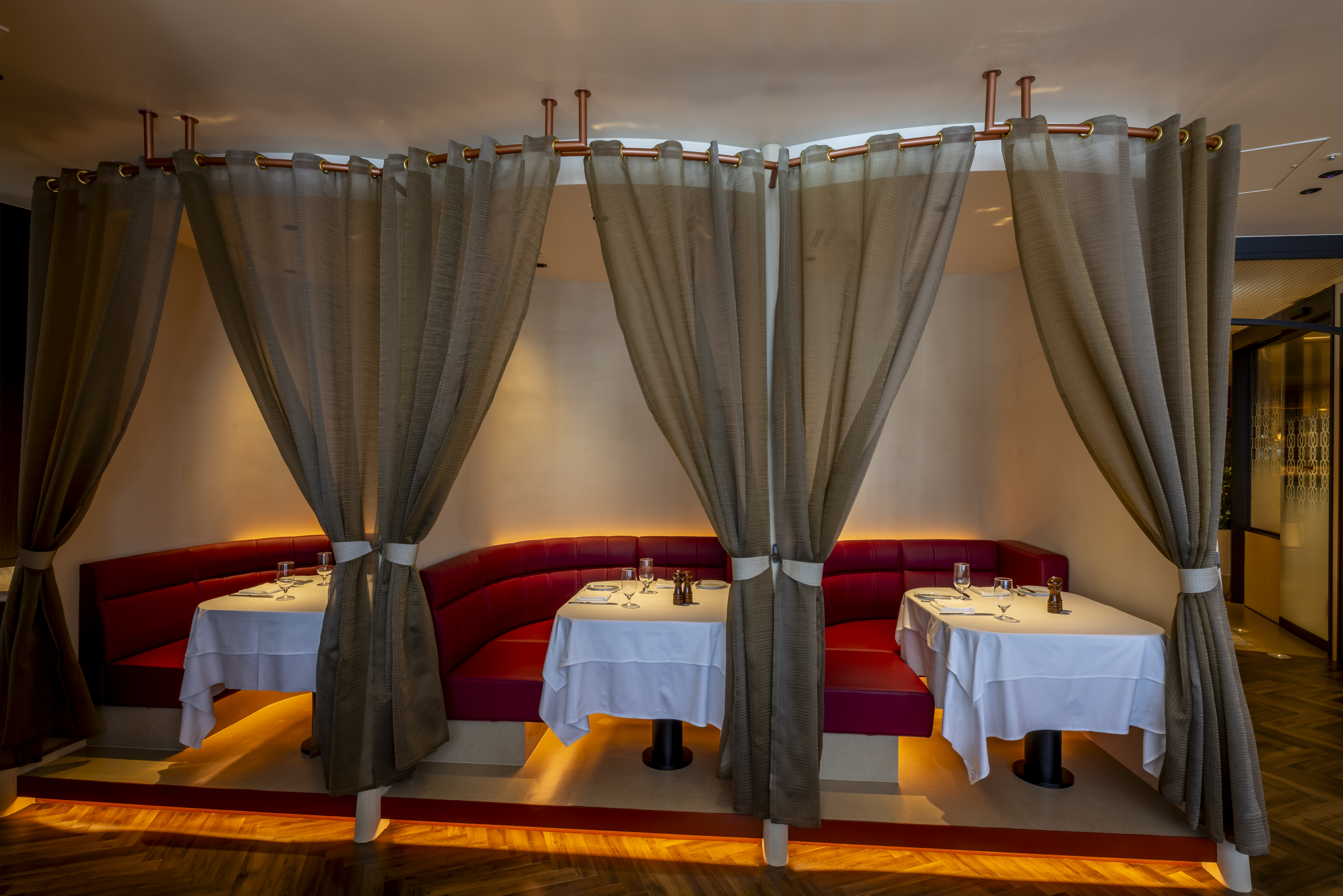 ボックス席(2名様用)