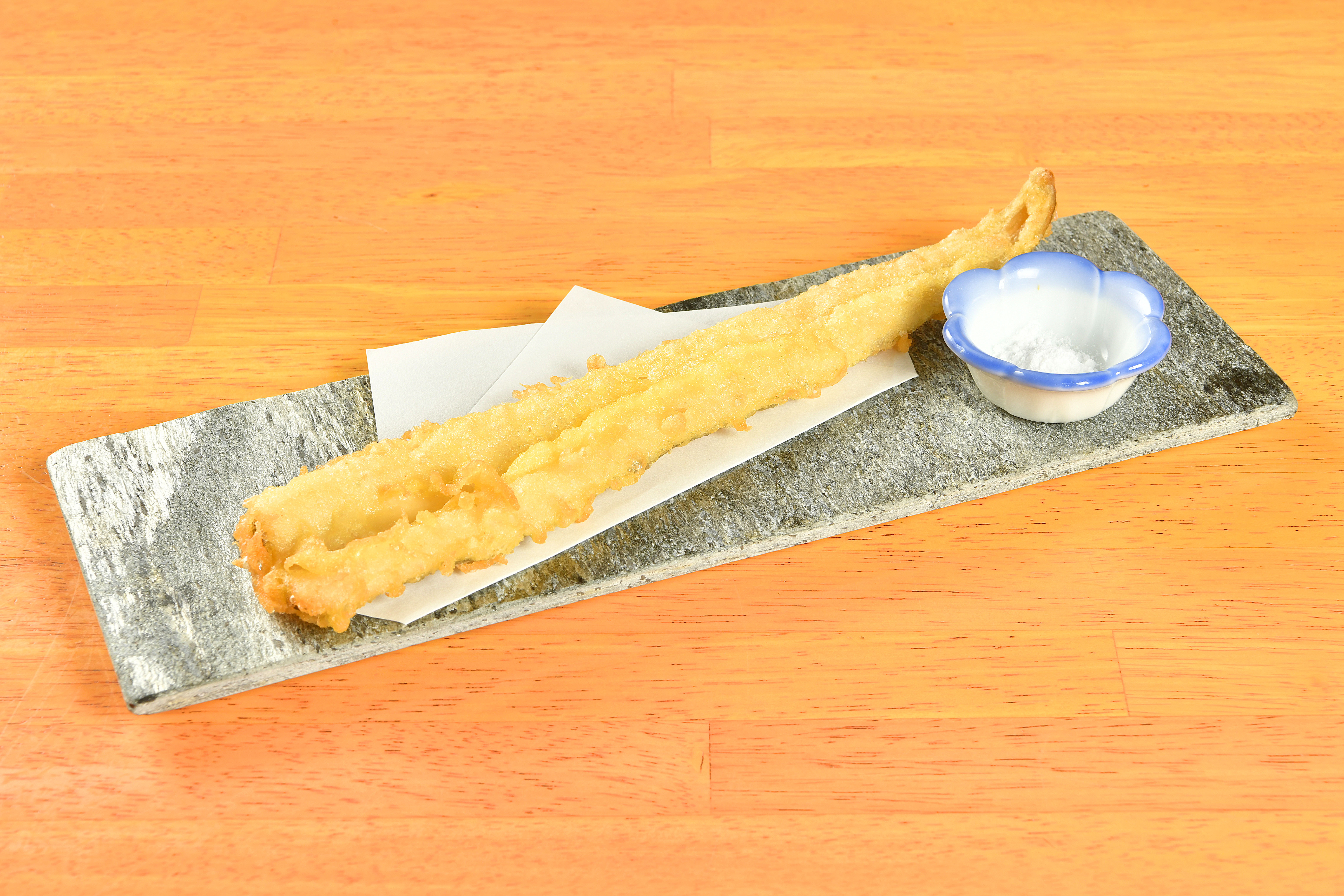 穴子一本天ぷら 638円(税込)