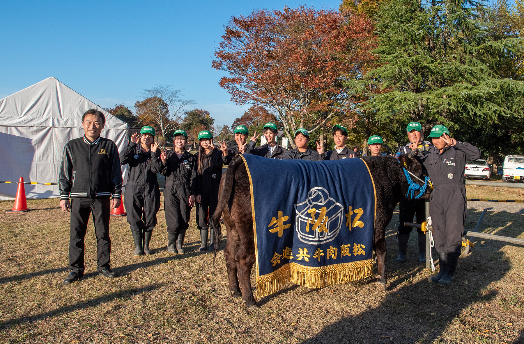 『第74回 松阪肉牛共進会』にて相可高校様が生産した特産松阪牛(歴代最高価格850万円で落札した「きくよ」号)