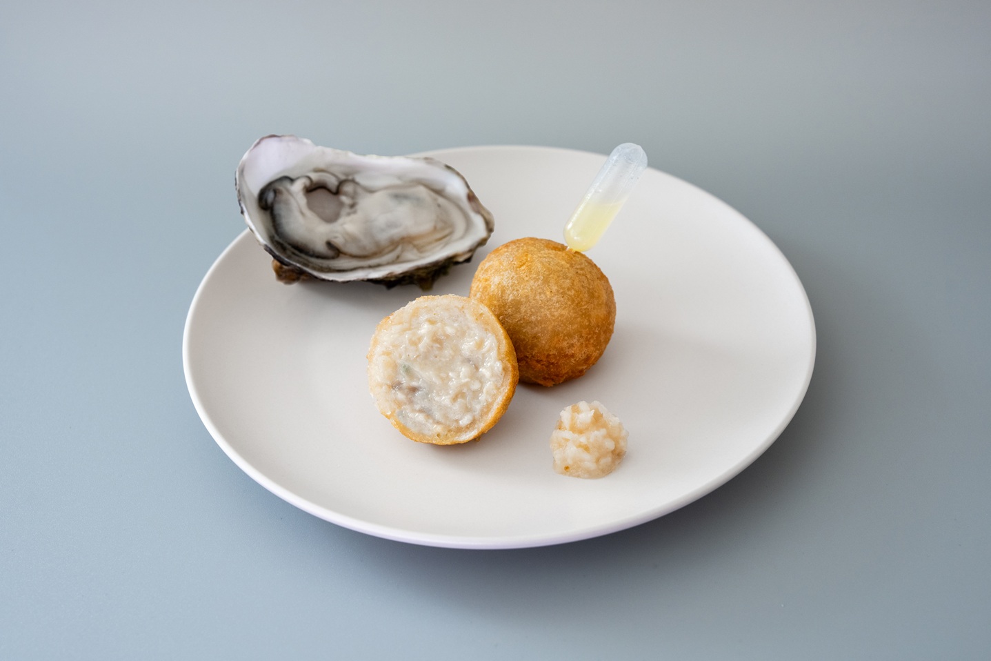 山わさびと牡蠣のクリームコロッケ