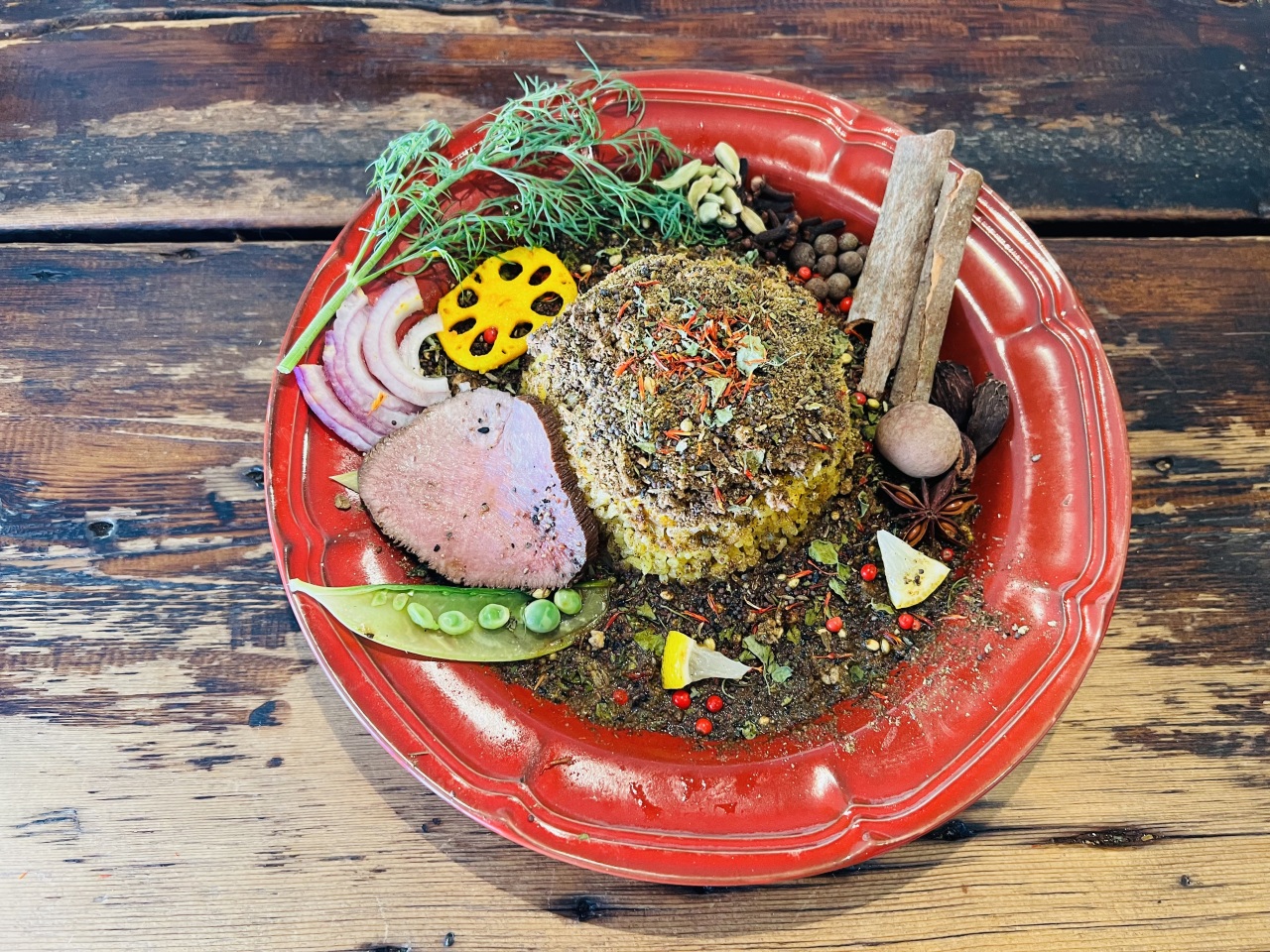 吾輩はスパイスである&麺屋女王蜂