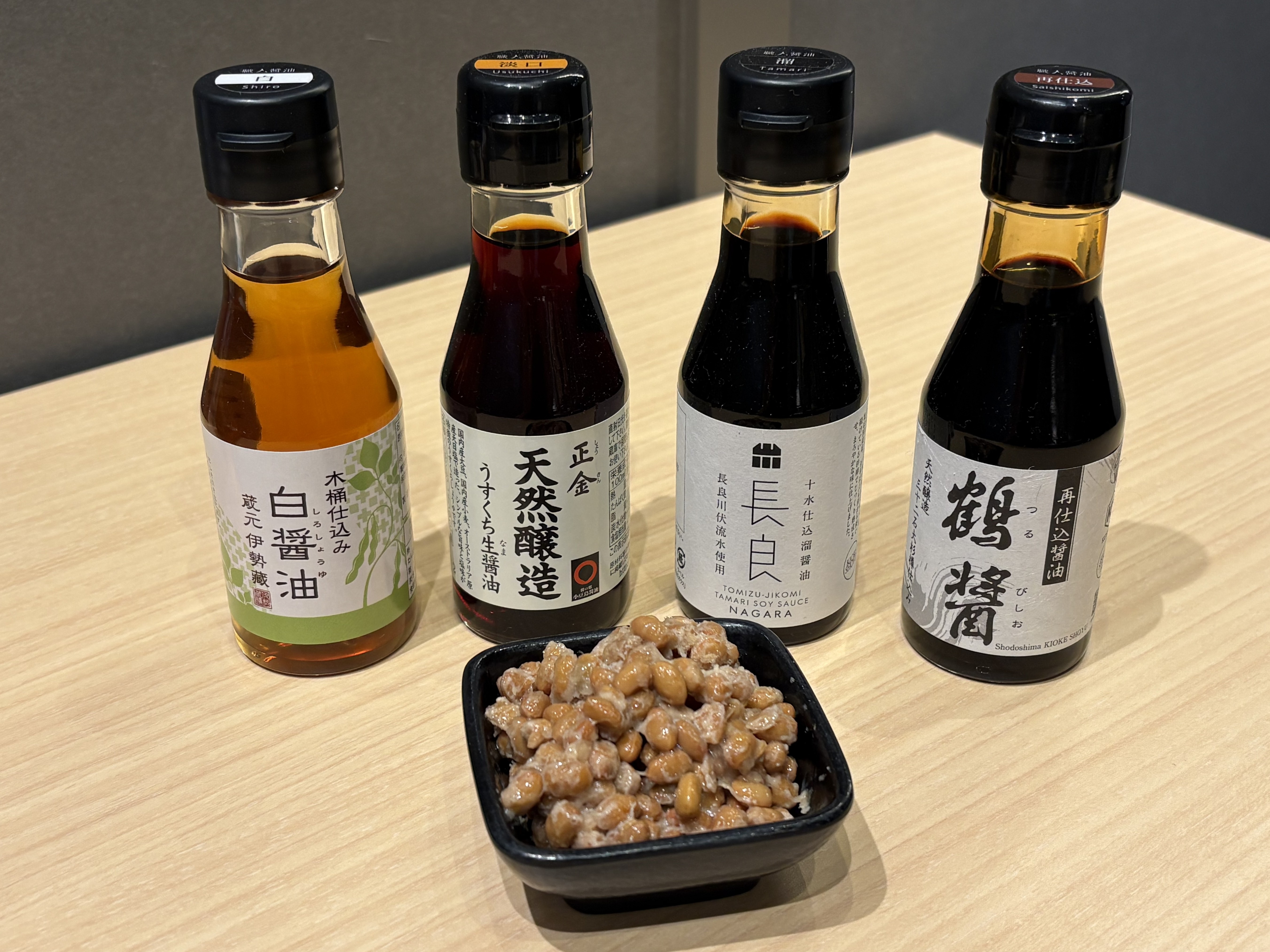 7月10日は「納豆の日」！梅田の発酵食レストランが
全フードメニューに納豆トッピング
トッピング代は71（なっとう）円、7月10日から3日間限定で