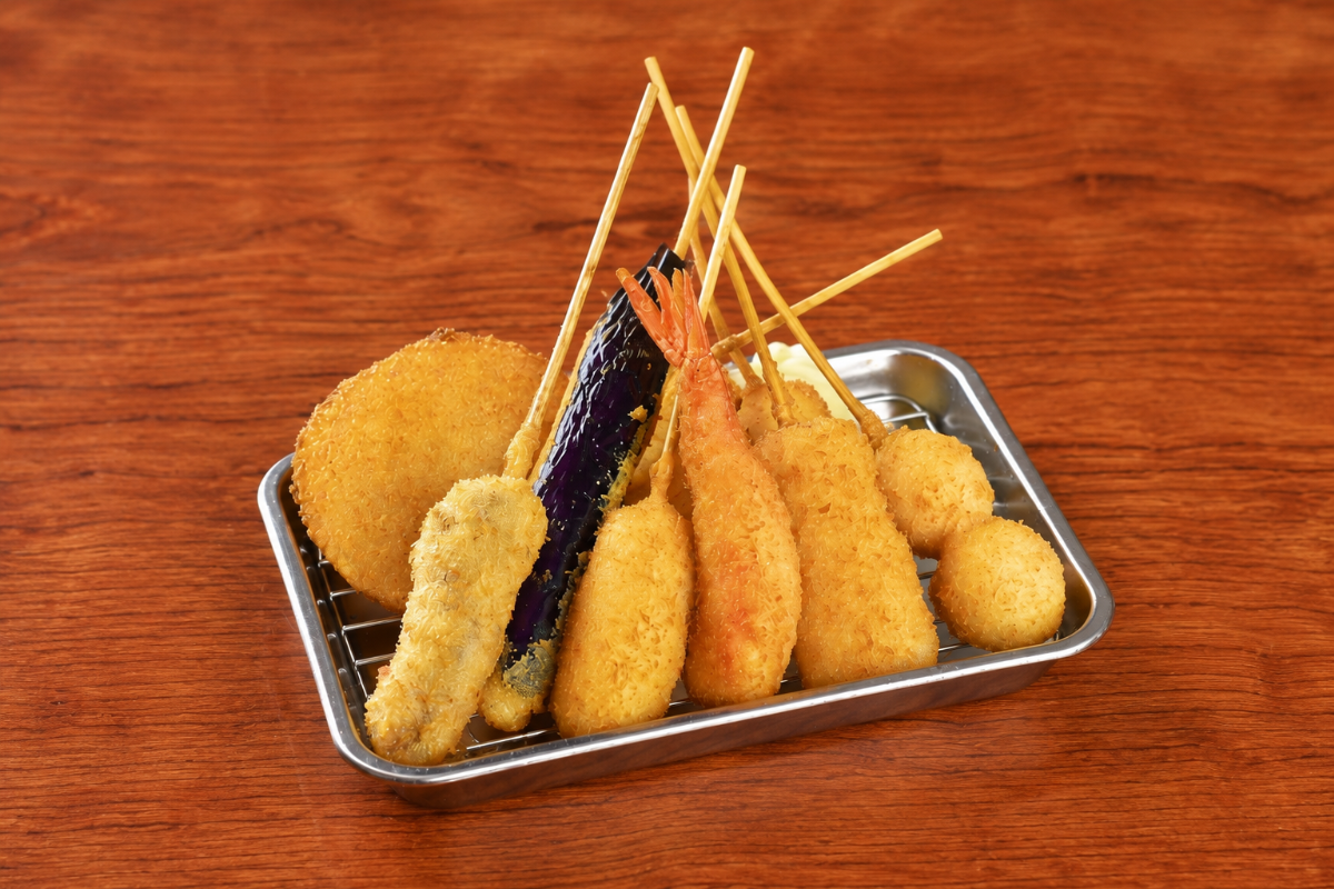 ≪大阪名物≫串かつ 一本 99円(税込)~