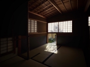file2_title thumb